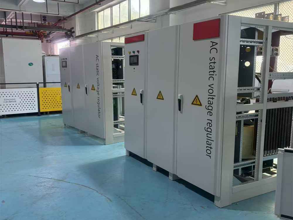 Three-phase digital non-contact voltage regulator